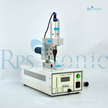 Fabric Cutting 40khz Ultrasonic Sealing Equipment photo-3