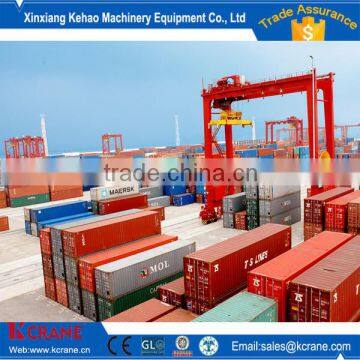 4 wheel rubber tire container mobile crane 250 ton