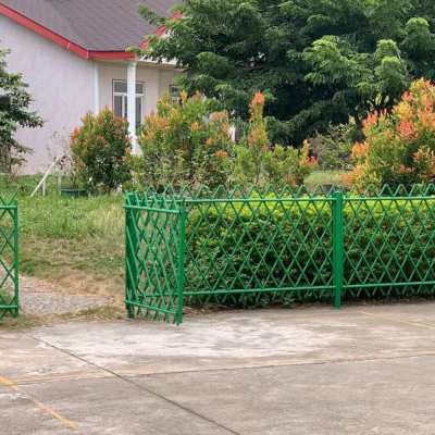 Valla de bambú artificial y puerta de acceso | Valla de bambú impermeable para jardines exteriores y villas con limitaciones