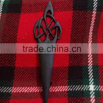 Celtic Design Kilt Pin In Black Finished Made Of Brass Material