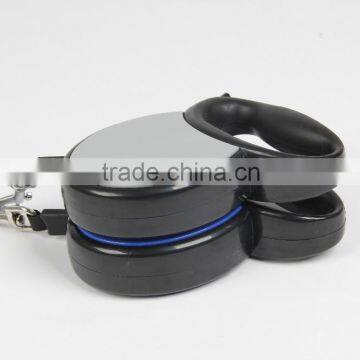 Automatic dog leash retractable dog leash