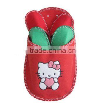 pretty felt slipper set with hello-kitty design