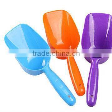 plastic food shovel for pets random color ,die injection mold maker mold manufacturer shanghai China