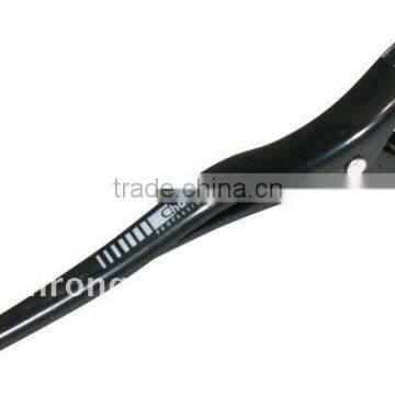 Professional salon use plastic shark hair clip M010