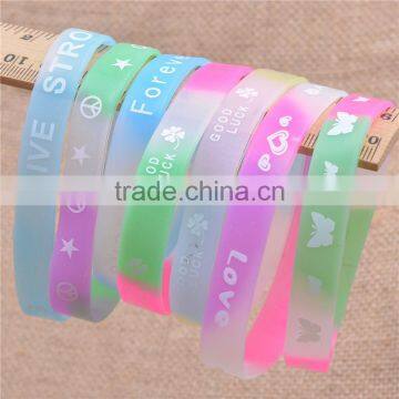 YS Superhero Costume Girl Cape and Mask With Glow Bracelet photo-3