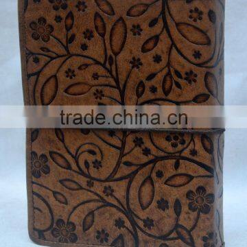 Handmade Vintage Embossed Elastic Closer Leather Journal With Pipine photo-2