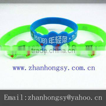 Dongguan gifts professional embossed silicon wrist bands