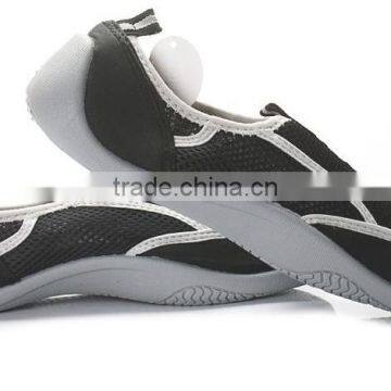 Fashion Outdoor Men Casual Shoes Sneakers for Male on the Beach, High Quality Casual Water Shoes Binding Made in China Factory photo-3