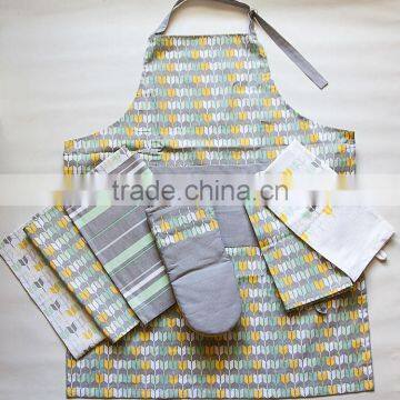 Floral Screen Printed Kitchen Set