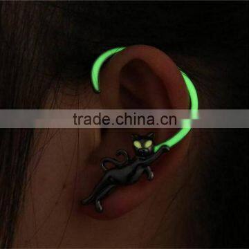 Punk Style Glow in the Dark Earrings Gun Black Leopard Ear Wrap Luminous Cuff Earrings