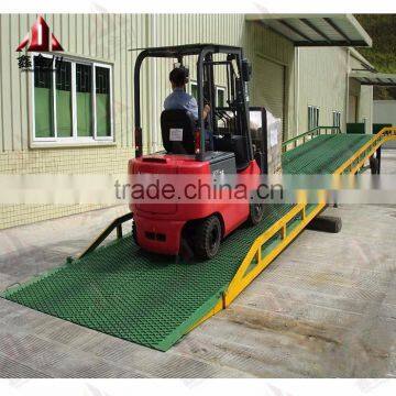 Manual Dock Ramps Mobile Loading and Unloading Dock Ramps