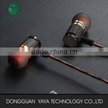 Mutlicolored Cable Earphone Special Design