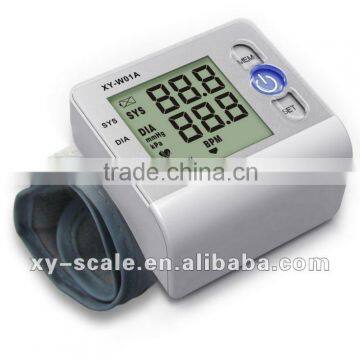 Digital blood pressure monitor