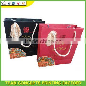 OEM eco friendly customized paper gift bag