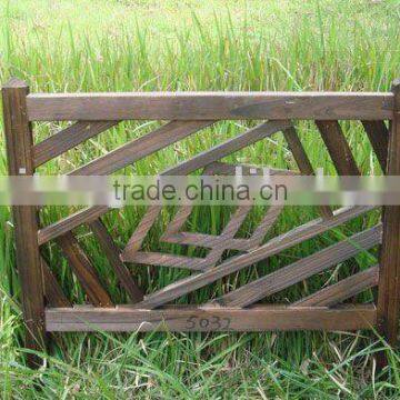 reseau wooden garden fence