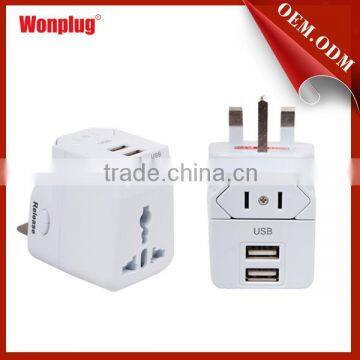 Universal Travel Adapter With USB Charger 2100mA CE,ROHS,FCC Compliant Guangzhou Factory photo-2