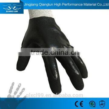 Cut And Oil Proof Nitrile Cut Customized Glove