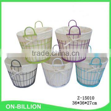 Colored metal wire laundry basket in bulk