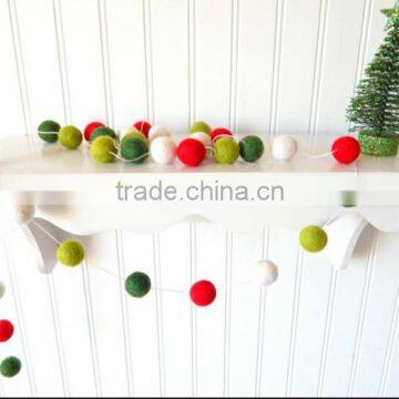 Diameter 2cm Decorations Ball 100% Wool Felt Ball Garland in Stock photo-2