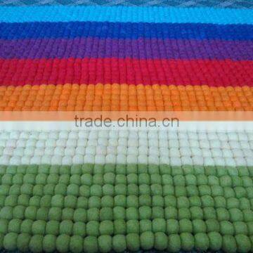 High Quality Nepal Handmade Rainbow Color Rectangular Felt Ball Carpets/Rugs