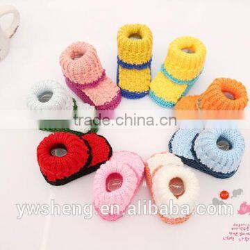 Hotselling fashion soft and comfortable infant handcrafted newborn baby knitted footwear shoes