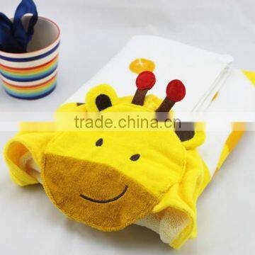 2016 Wholesale 100% Pure cotton Baby Hooded Beach Towels with Customized Designs