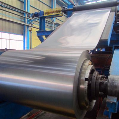 carbon steel coil hot rolled/cold rolled width：500mm-2500mm thickness：0.5mm-200mm