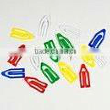 Plastic paper clips