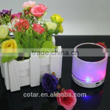 Factory Sale 2015 New Design Portable Mini Bluetooth Speaker With Flash Light photo-3