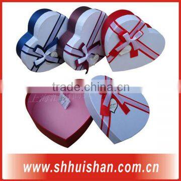 Heart-shaped Cardboard packaging boxes