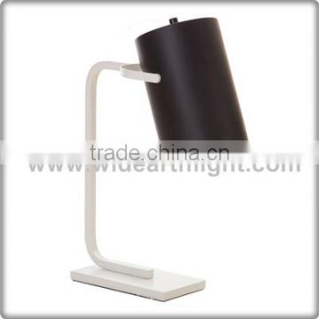 UL Listed Painted White Reading Light With Adjustable Black Fabric Shade T50100