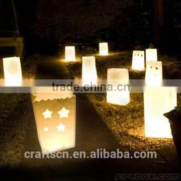 Brilliant paper tealight holder made from bamboo