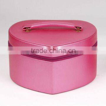Red Heart Portable Jewelry box