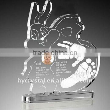 Beautiful baby birth souvenir crystal image