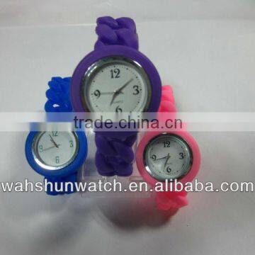2013 hot sale promotion item silicone braid twisted watch