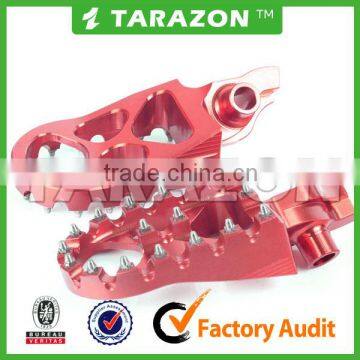 7075 Aluminum Alloy Motorcycle Spare Parts CNC Foot Pegs for Offroad photo-2