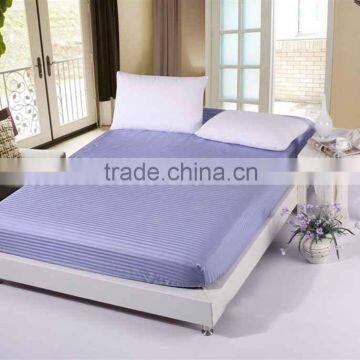 High Qulity Goose Down Filled Quilted Waterproof Mattress Cover