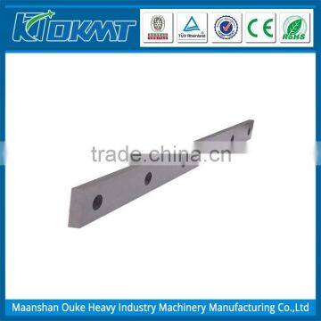 Long straight sheet metal cutting blade