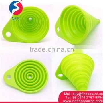 Fashion Colorful Kitchen Super Easy Foldable Mini Silicone Funnel