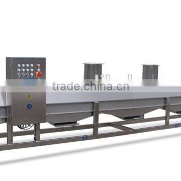 Cooling Machine Between the frying machine and the instant freezing machine