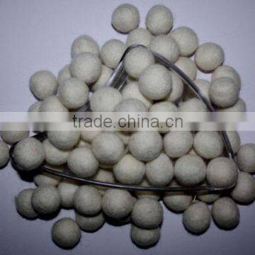 100 % Wool Handmade Felt Ball Christmas Nursery Felted Garland photo-4