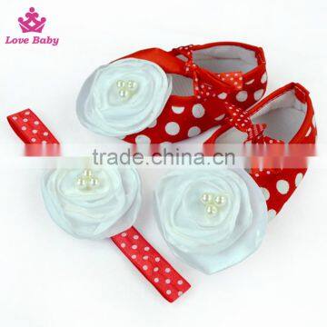 Fancy Polka Dot Floral Newborn Crib Shoes Baby Shoes Matching Headband photo-2