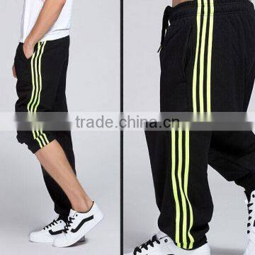 Hot Sale Customize Cheap Mens Design 100%cotton Sports Wear Track Pants photo-4