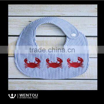 New Arrival Embroidered Seersucker Disposable Baby Bib photo-2