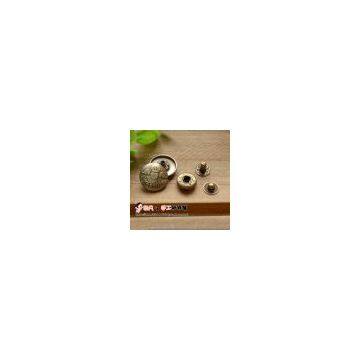 snap buttons