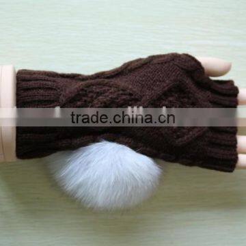 2017 NEW style knitted gloves with fox fur pompon/ Winter Hand Fox Fur Pompon Gloves