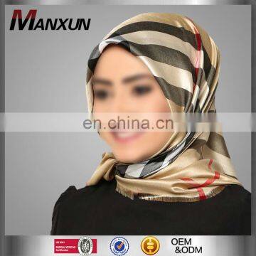 2017 Customed Muslim Check Hijab Modern Dubai Printing Scarf Hotsale Lady Shawl