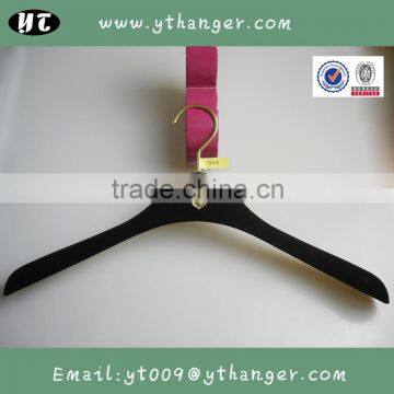 HA6986 Black Barande Hanger With Gold Logo Velvet Flocking Coat Hanger Supplier's Choice photo-3