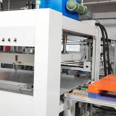 Huitai Hot Selling OEM Auto Hot Plate Sheet Board Plastic Pallet Welding Machine photo-3