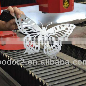 Height-adjustable laser head fiber laser metal cutting machine